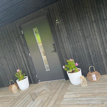 Fjord & Mountain View House *